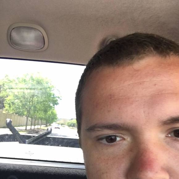 Meet your Posher, Alex - Picture 1 of 1